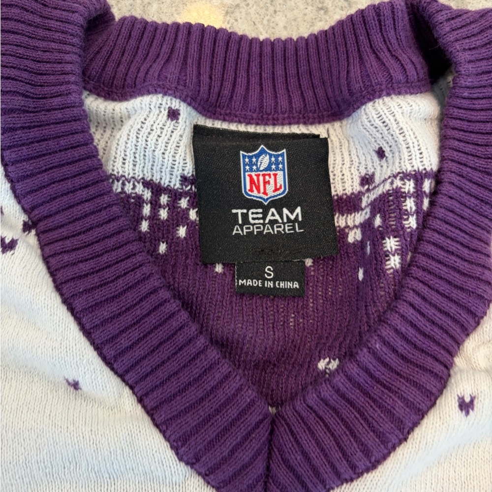 NFL Team Apparel Purple and White Knitwear - Picture 4 of 4
